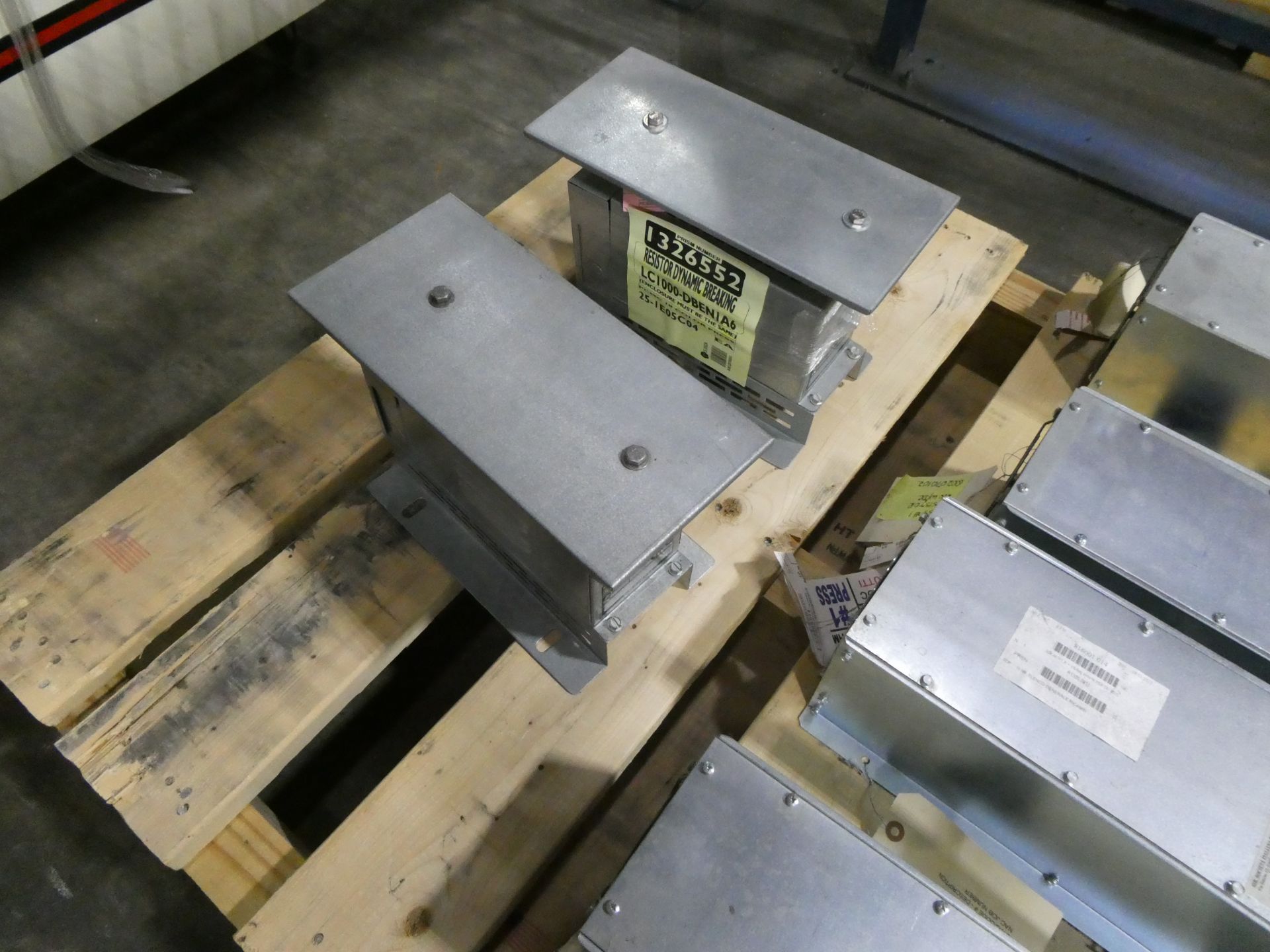 Pallet of Resistors - Image 4 of 4