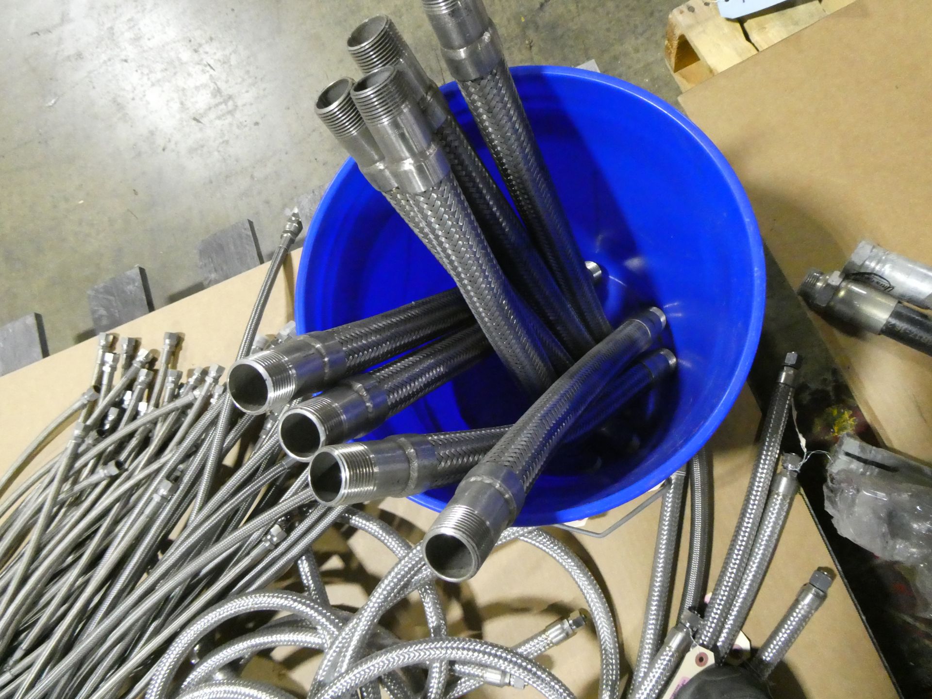 Pallet of Braided Stainless Steel Flexible Hoses - Image 3 of 3