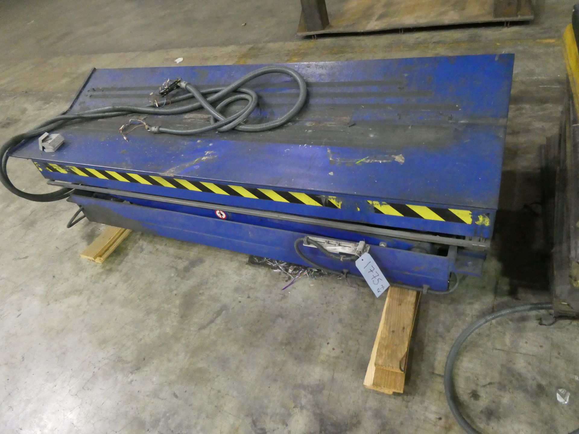 Metalsystem Lift Table and Roll Pusher - Image 3 of 3