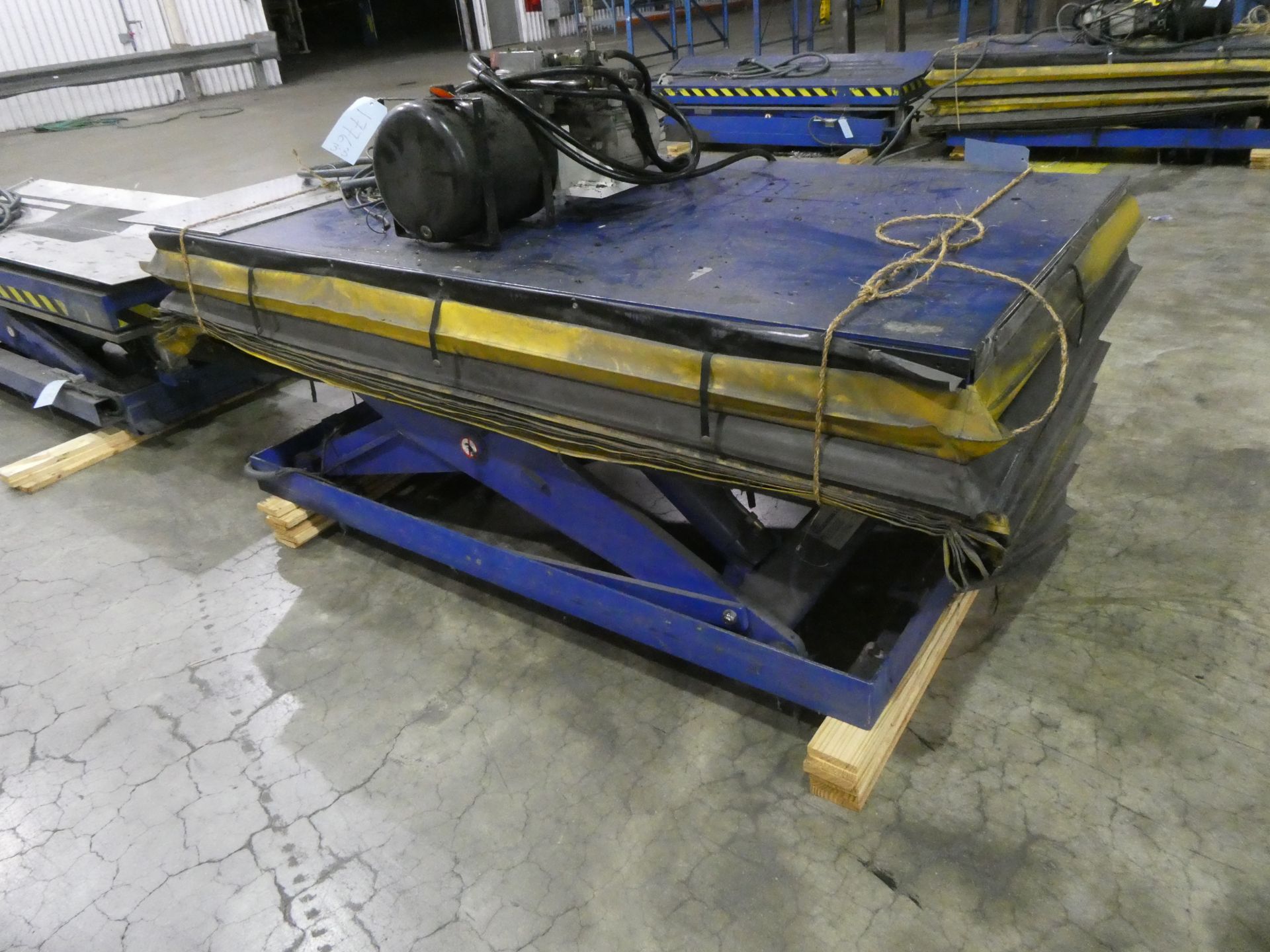 Metalsystem Lift Table and Roll Pusher - Image 3 of 4