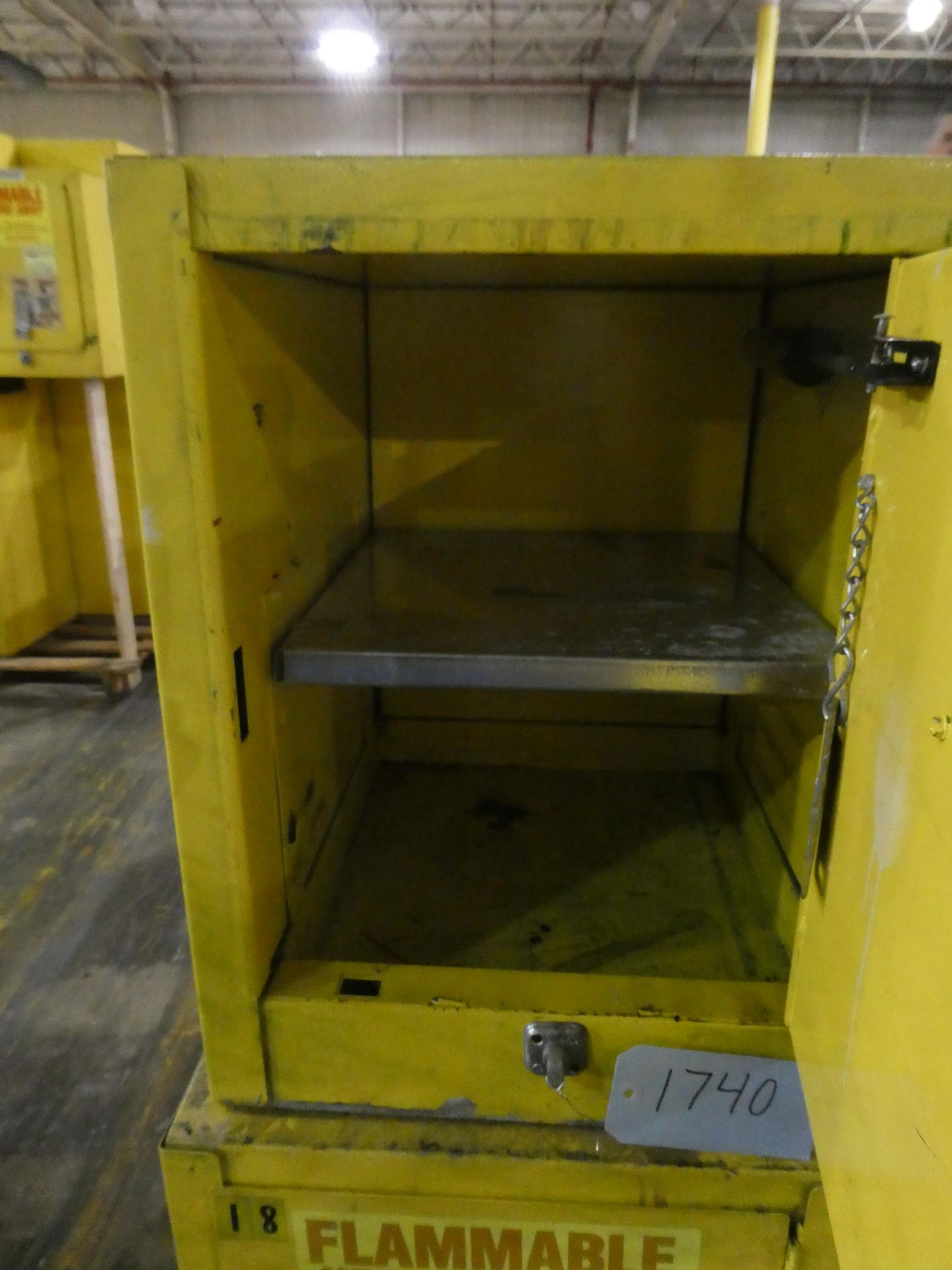 Eagle Chemical Storage Cabinet 4 Gal Capacity - Image 2 of 2