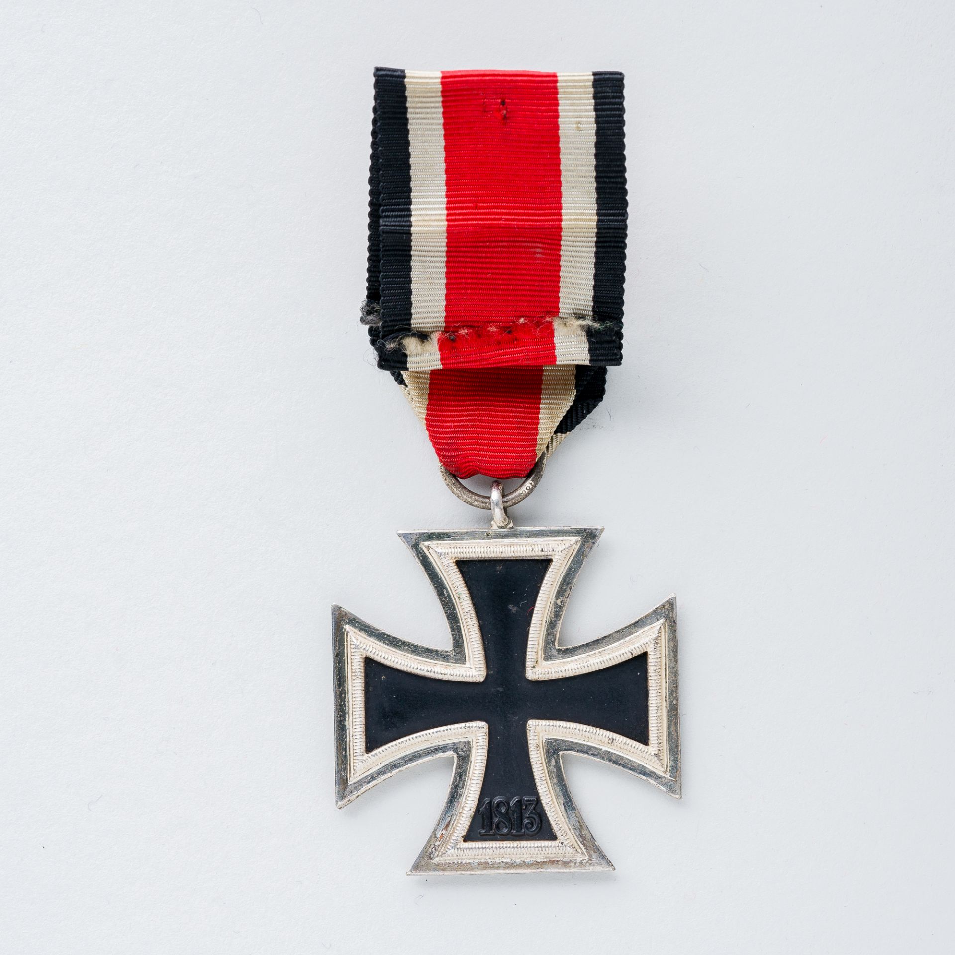 Eisernes Kreuz 2. WK 2. Klasse 100 am Band - Bild 2 aus 2