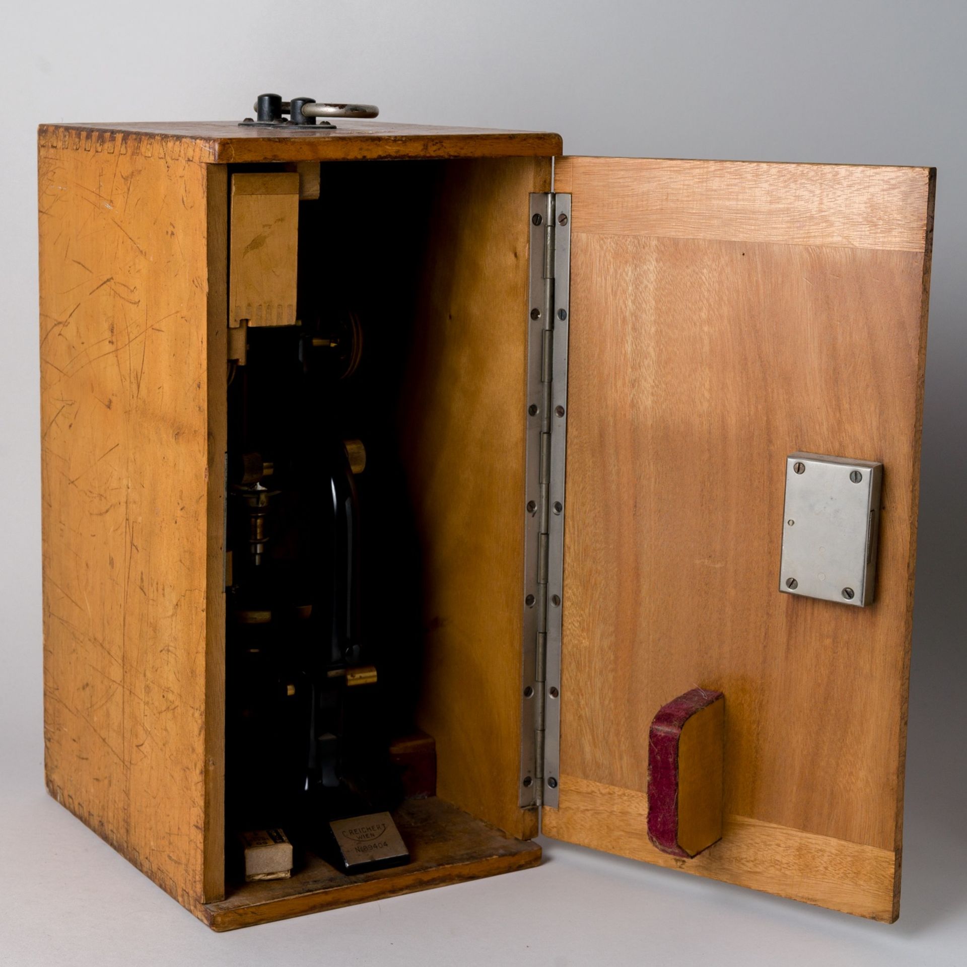 Mikroskop C. Reichert Wien in Holztransportkiste mit Okluaren - Bild 3 aus 18