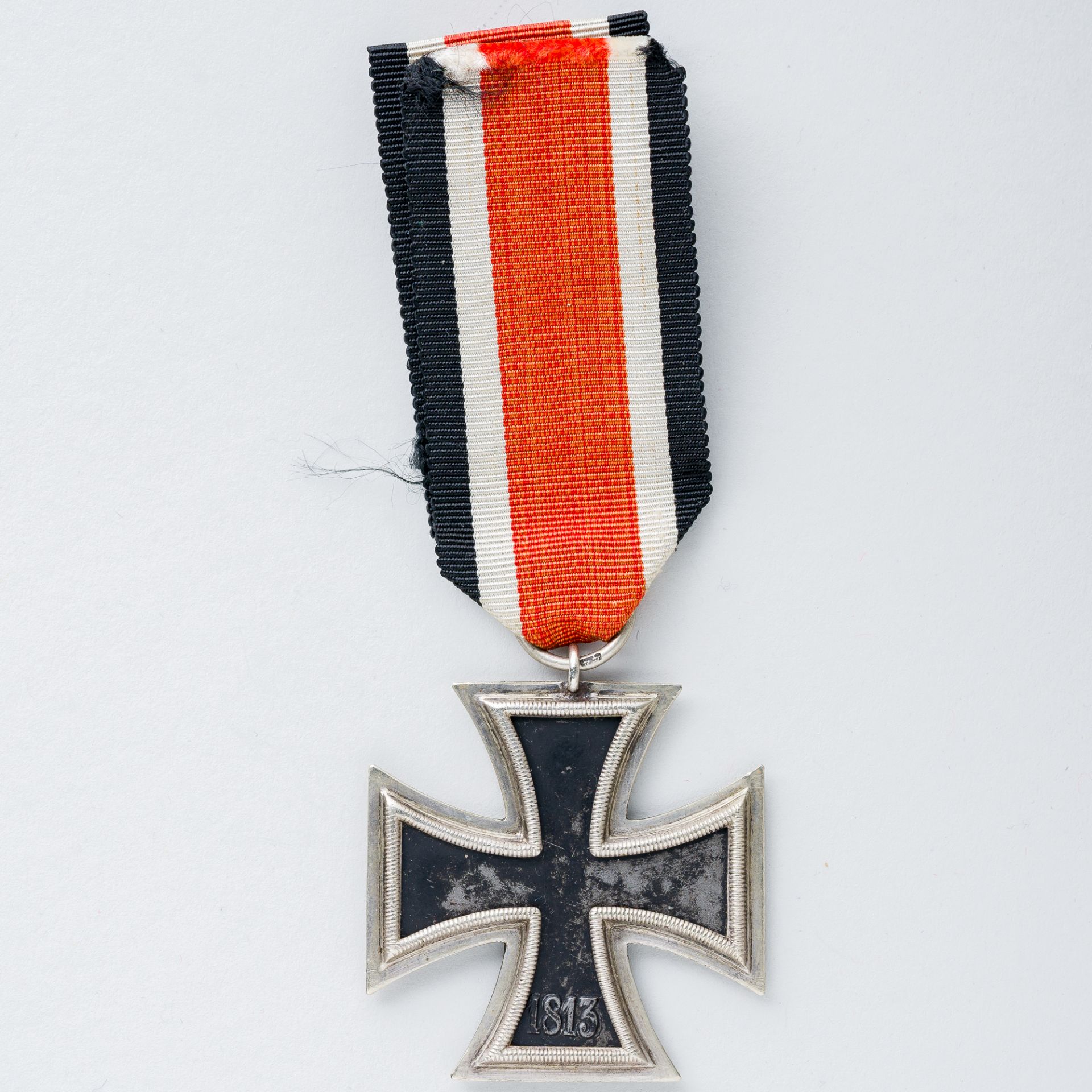 Eisernes Kreuz 2. WK 2. Klasse 44 am Band - Bild 2 aus 2