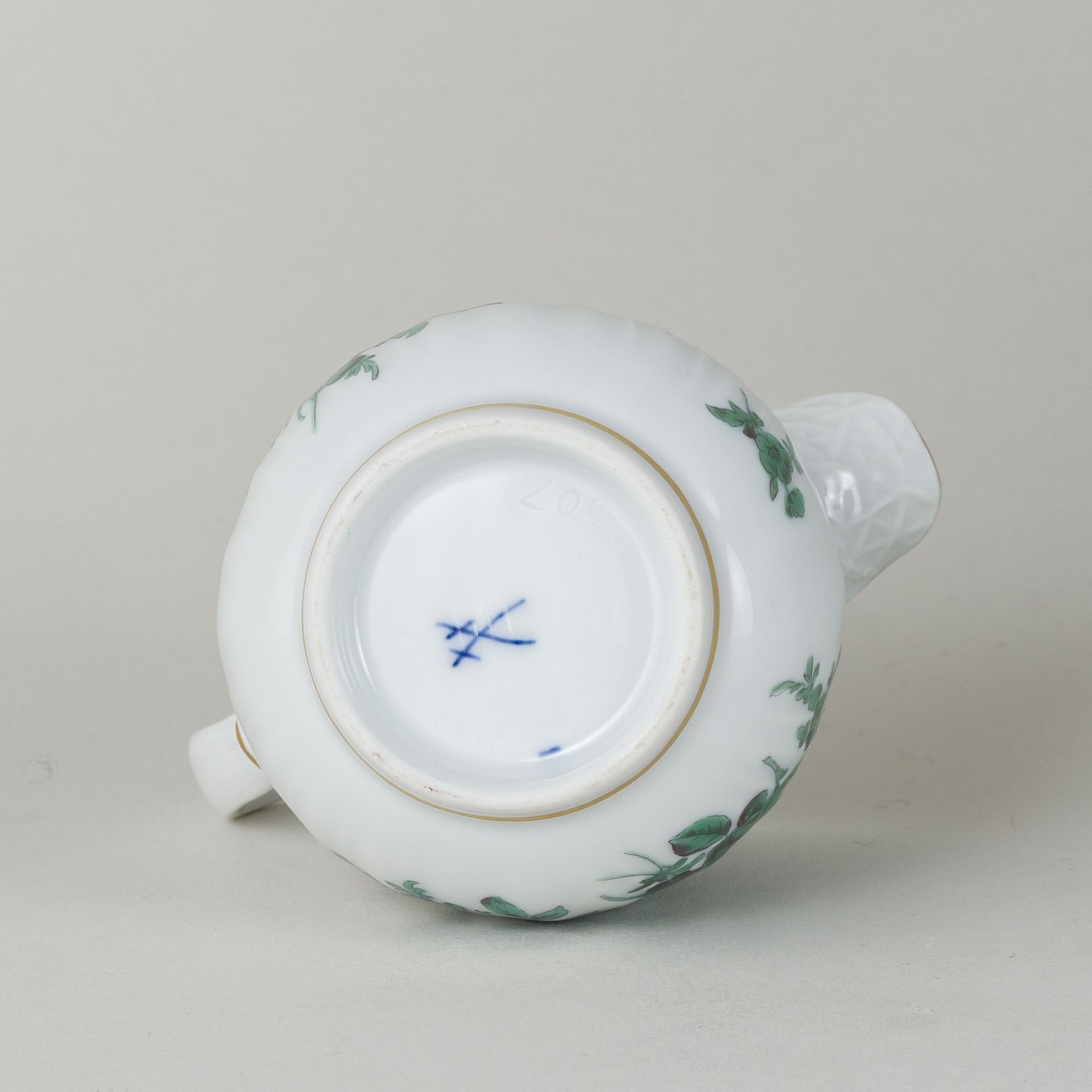 Meissen Milchkännchen Kupfergrüne Blume 4. Wahl nach 1934 - Image 5 of 5