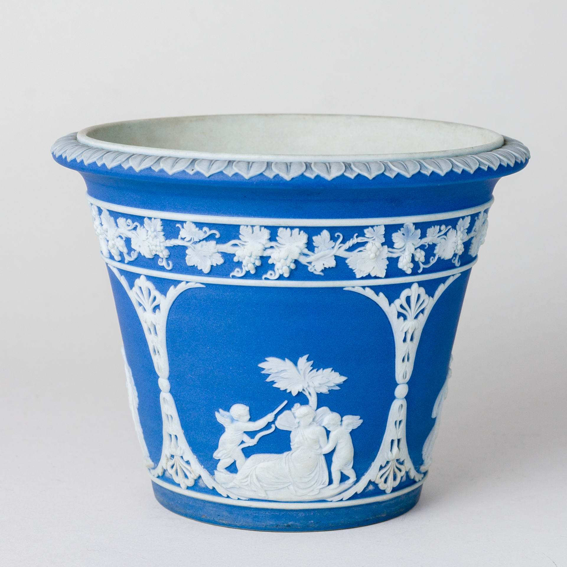 Wedgwood Cachet-pot Jasperware Blau 19. Jhd - Image 6 of 13