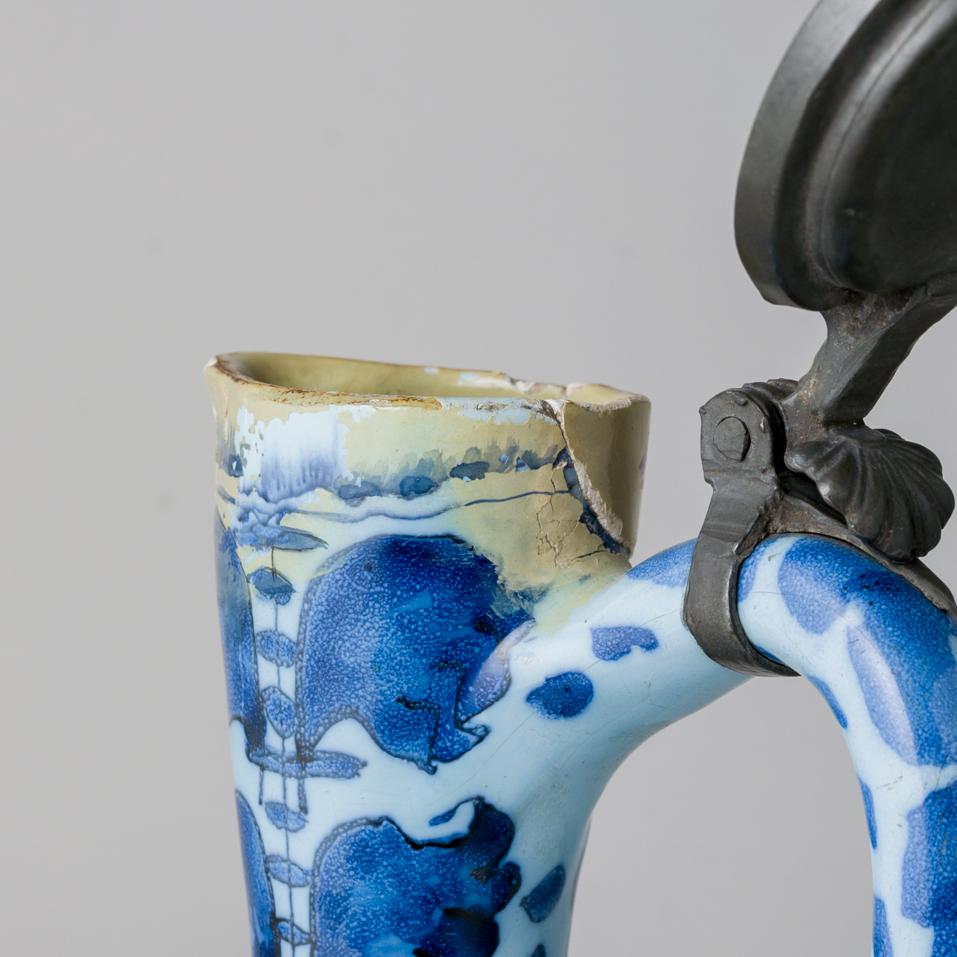 Fayence Delft Krug mit Zinndeckel im Chinesischen Stil  Ende 18. Jhd - Bild 8 aus 12