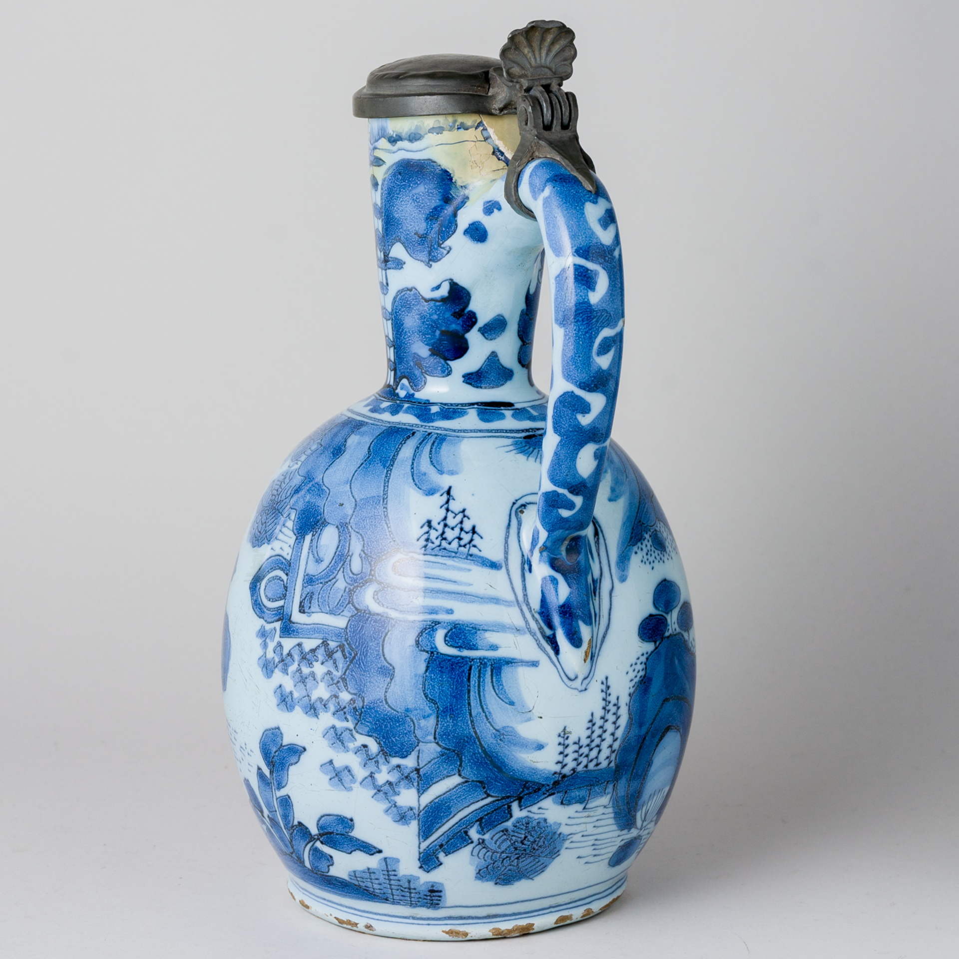 Fayence Delft Krug mit Zinndeckel im Chinesischen Stil  Ende 18. Jhd - Bild 3 aus 12