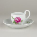 Meissen Kaffeegedeck 2 Tlg. Rote Rose 2. Wahl Knaufzeit, 1815-1924