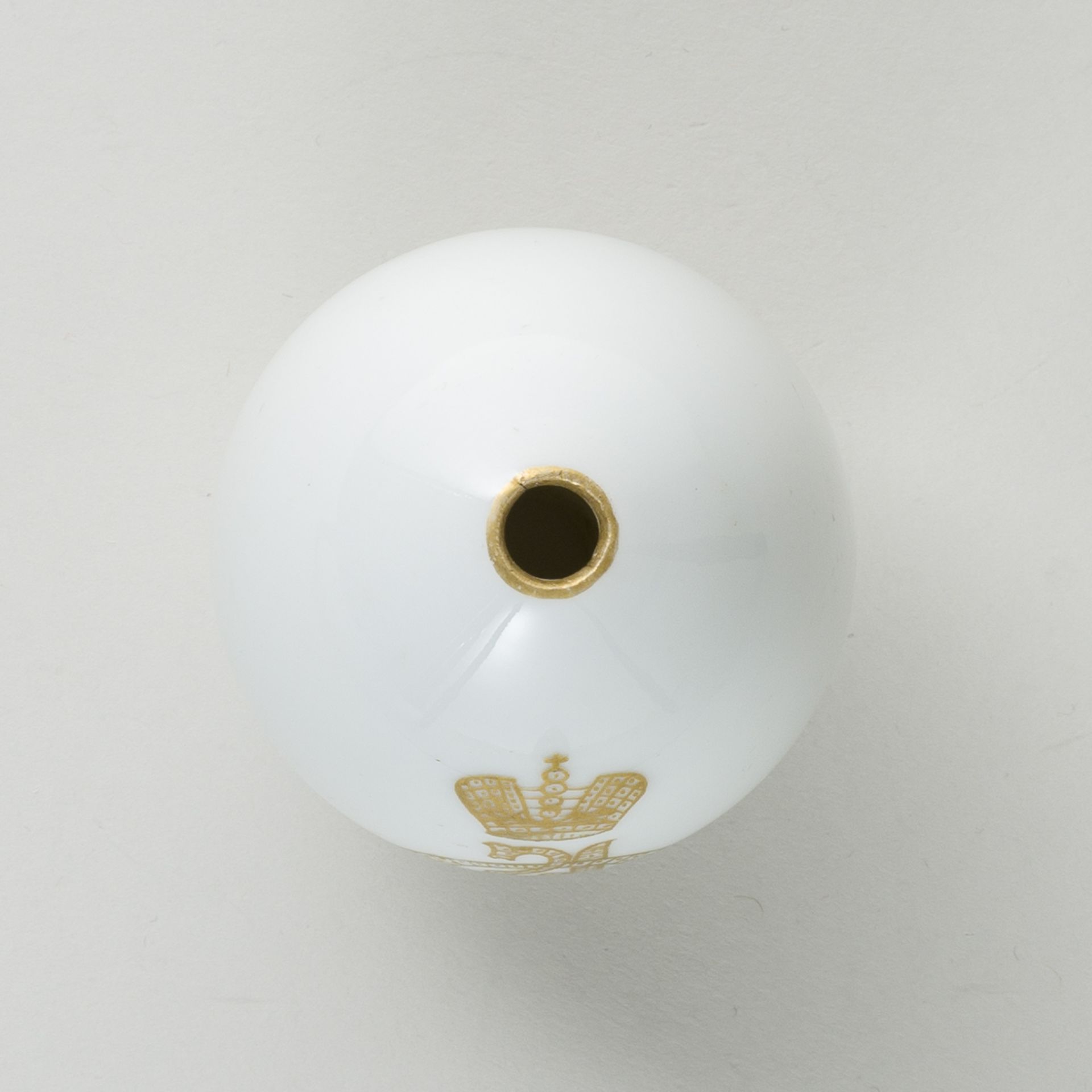 Russisches Porzellan-Ei mit goldenem gekrönten Monogramm Zar Nikolaus II - Bild 5 aus 6
