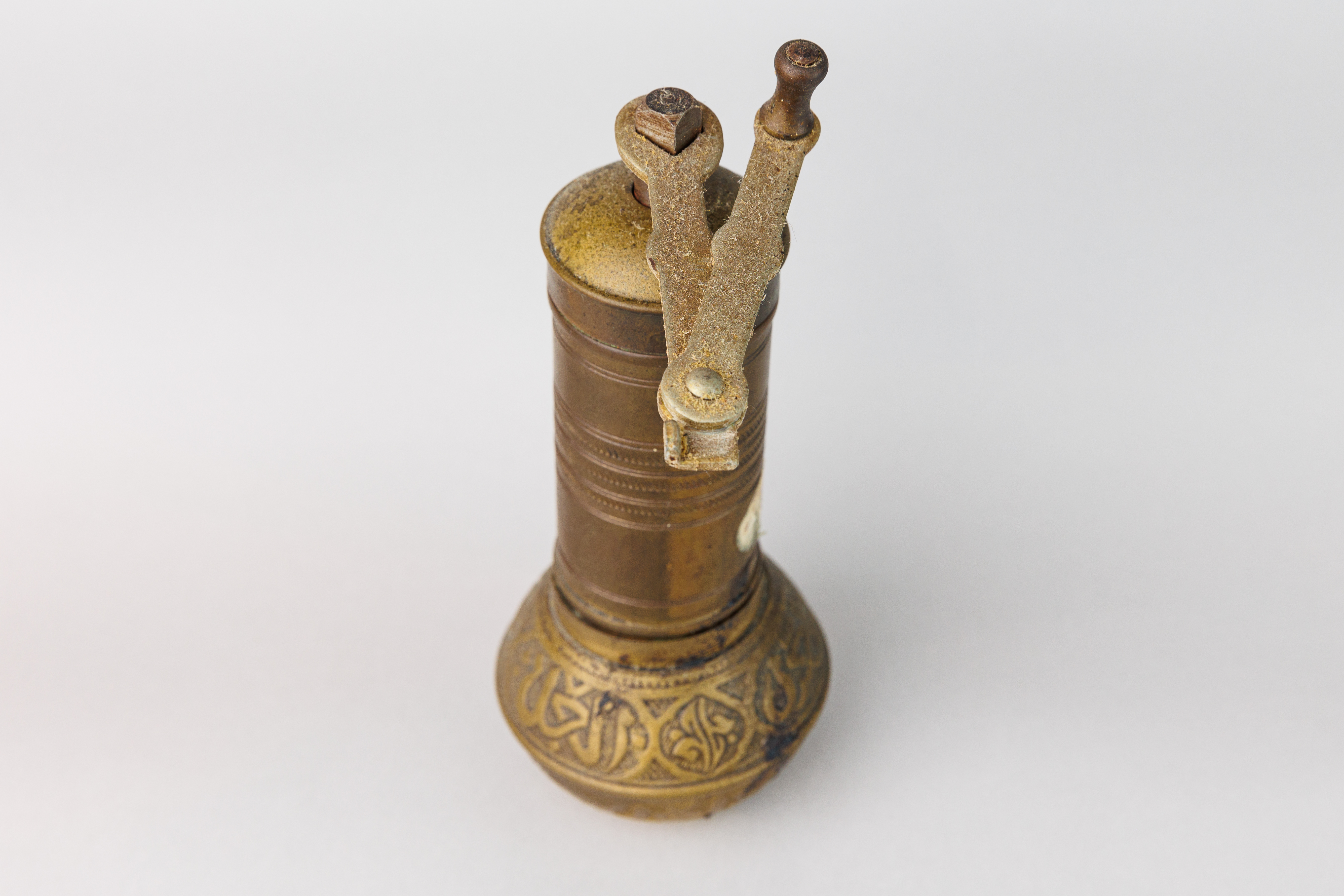 Antique manual bronze coffee grinder - Image 2 of 6