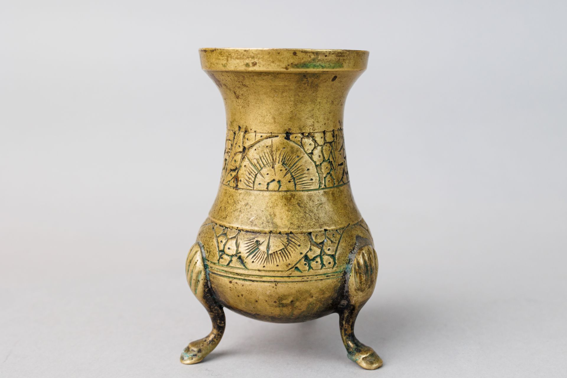 Vase/Pot - Image 2 of 5