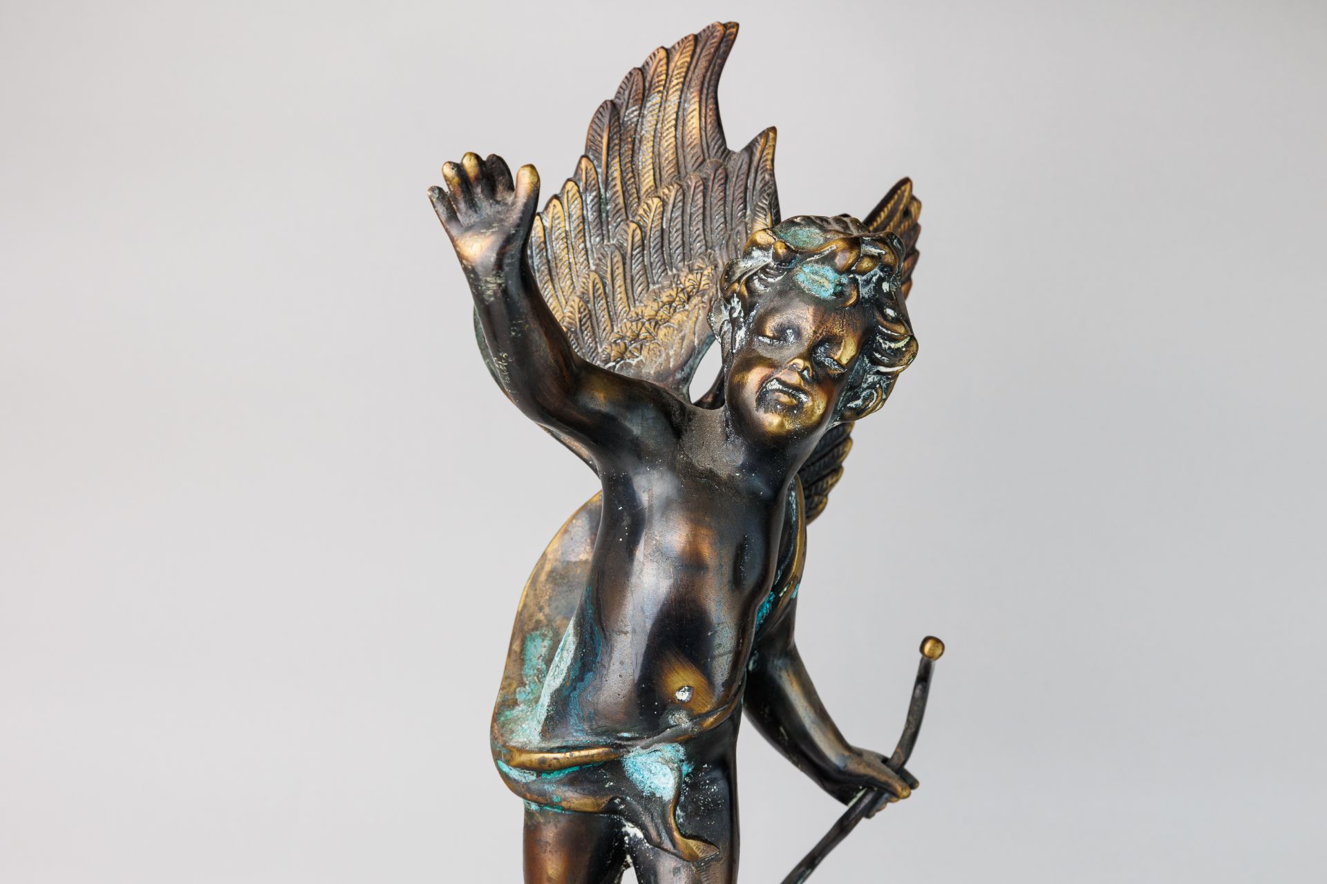 Bronze Sculpture "Cupid with his Bow" standing on an orbit - Bild 3 aus 10