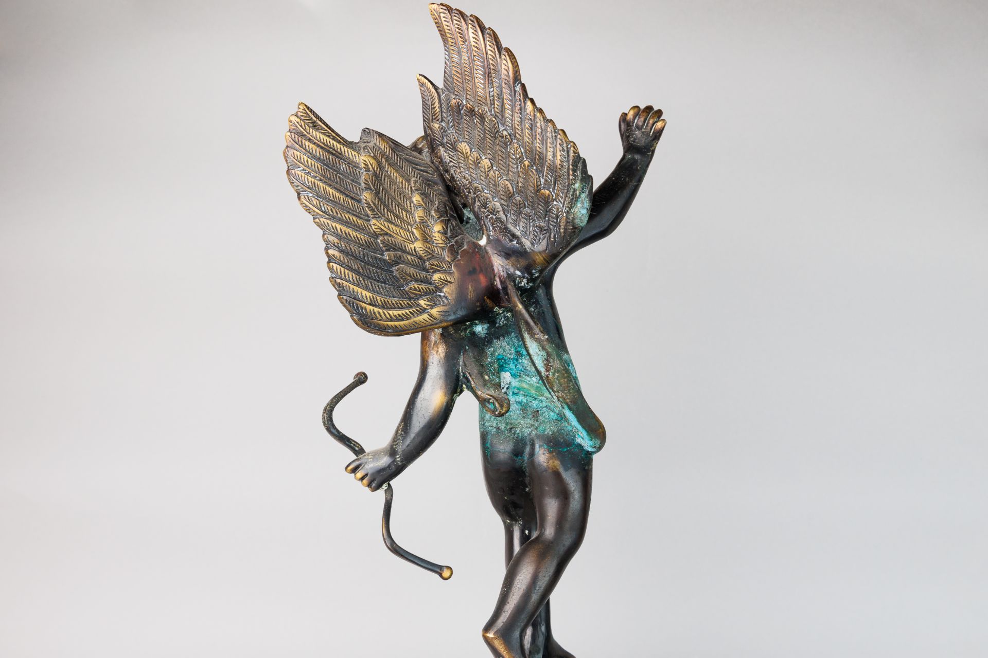 Bronze Sculpture "Cupid with his Bow" standing on an orbit - Bild 2 aus 10