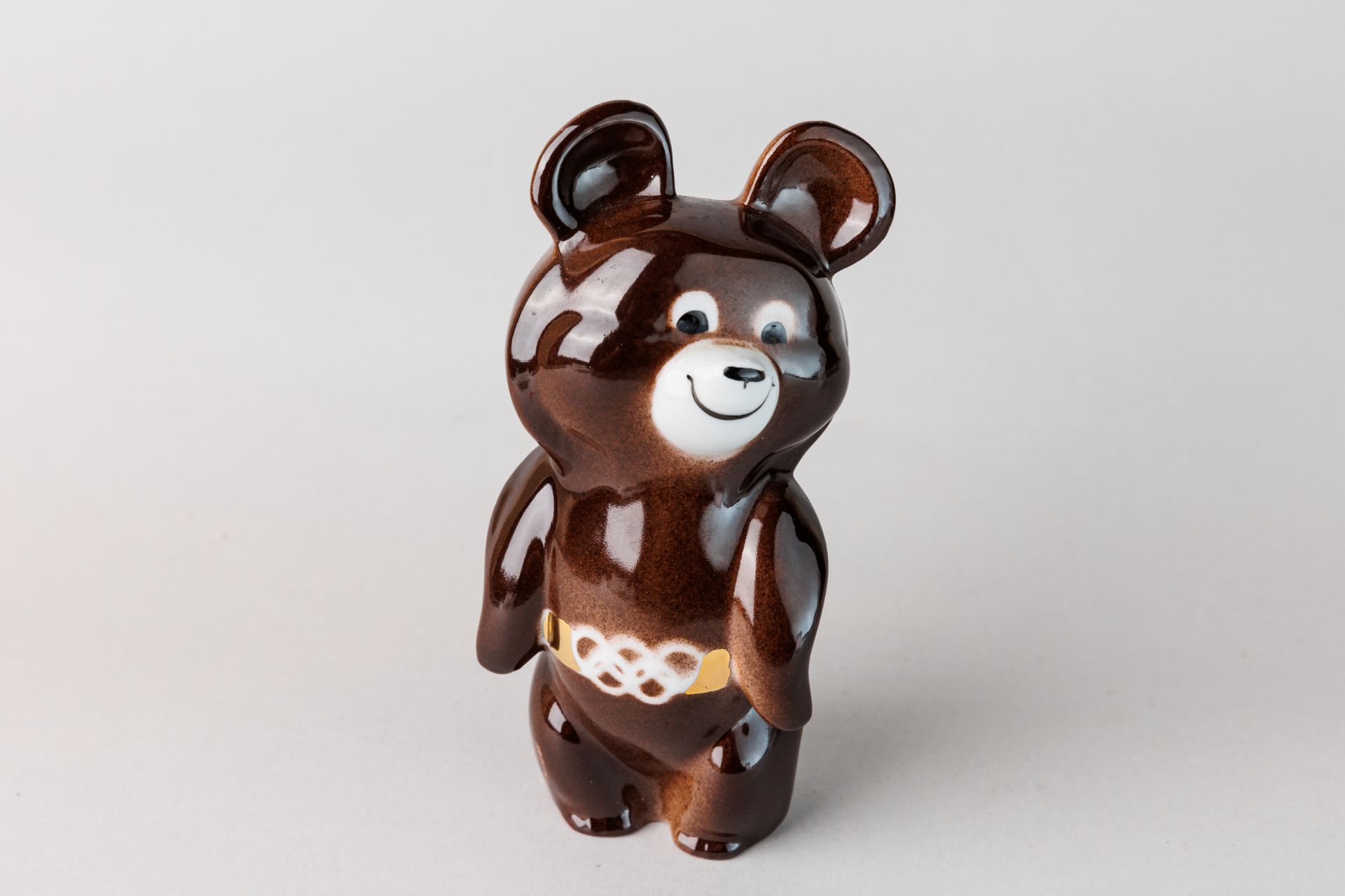 Figurine, The Olympic Bear - Image 2 of 5