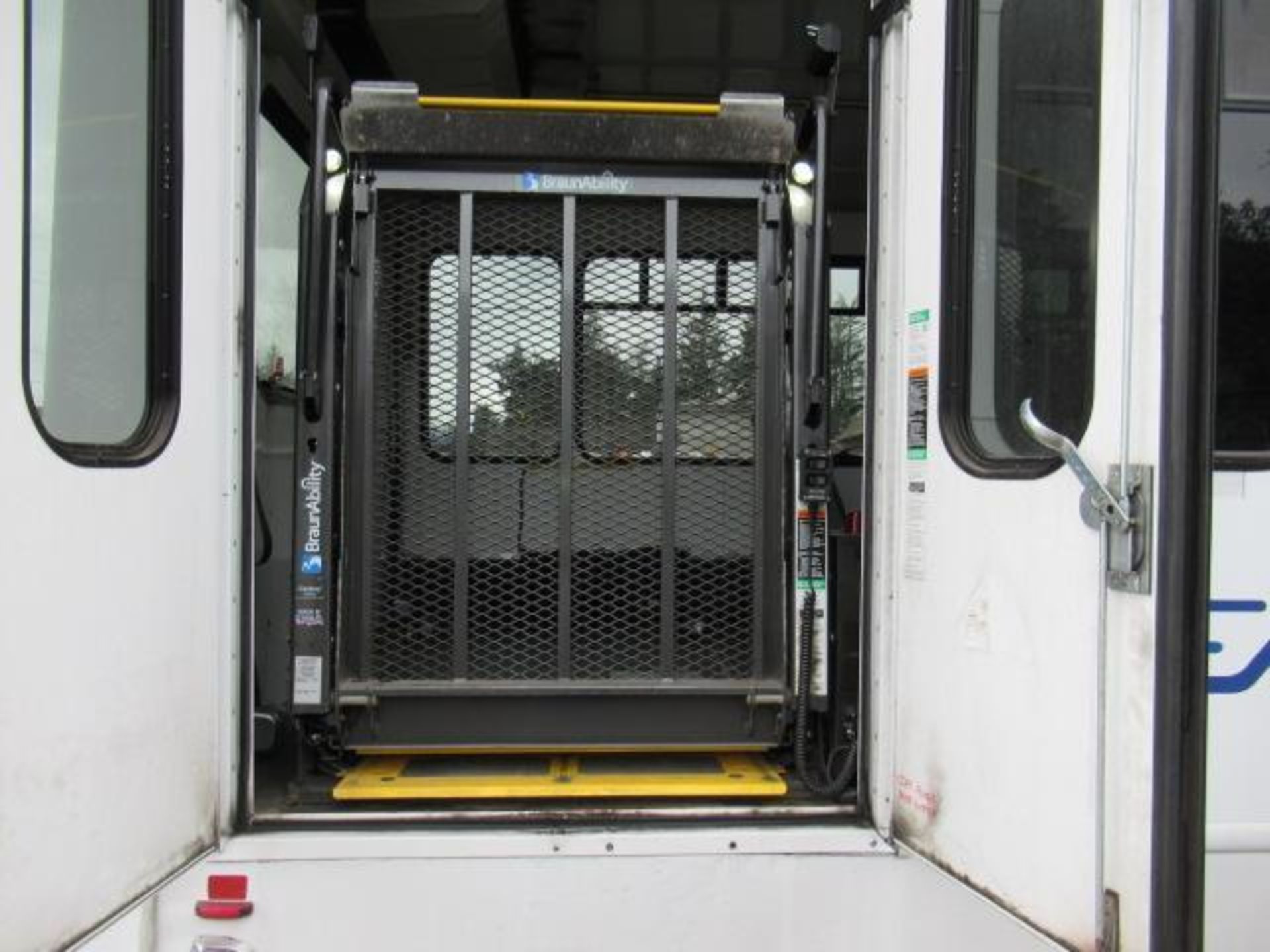 2018 INTERNATIONAL TRANSIT BUS - Image 11 of 23