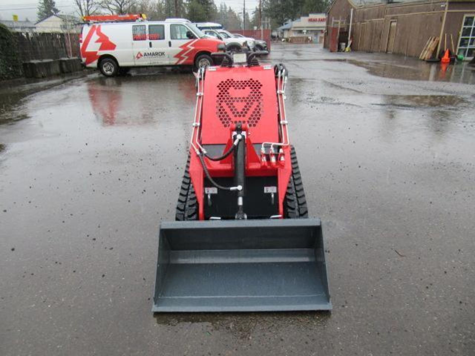 2024 RODA RD380L RIDE ON TRACKED SKID STEER LOADER (UNUSED) - Image 4 of 11