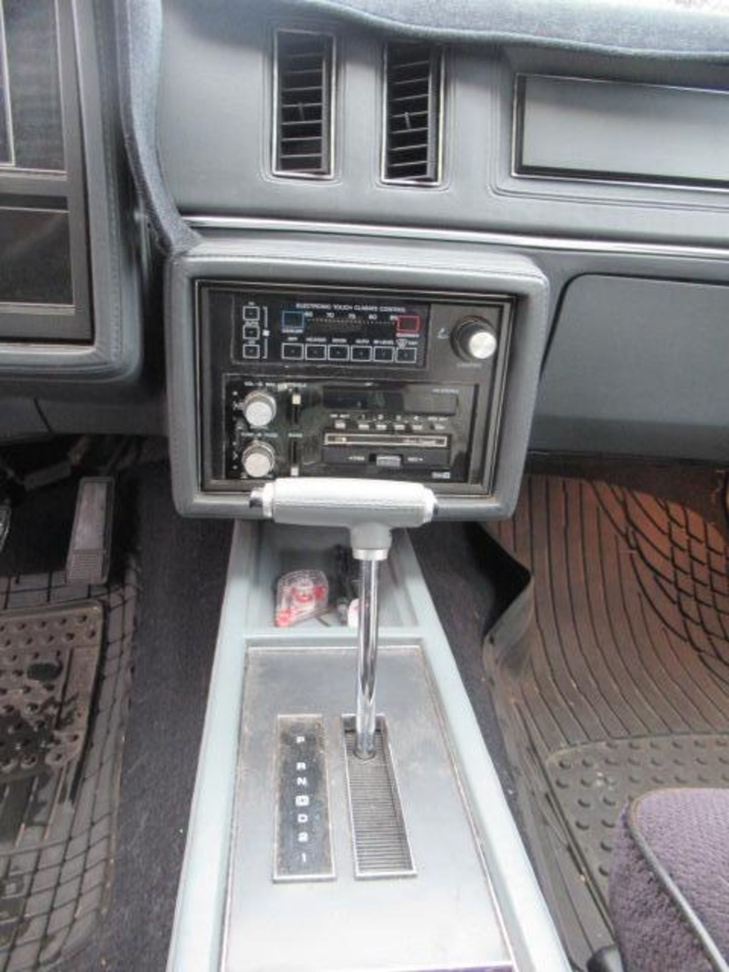 1986 BUICK GRAND NATIONAL - Image 19 of 30