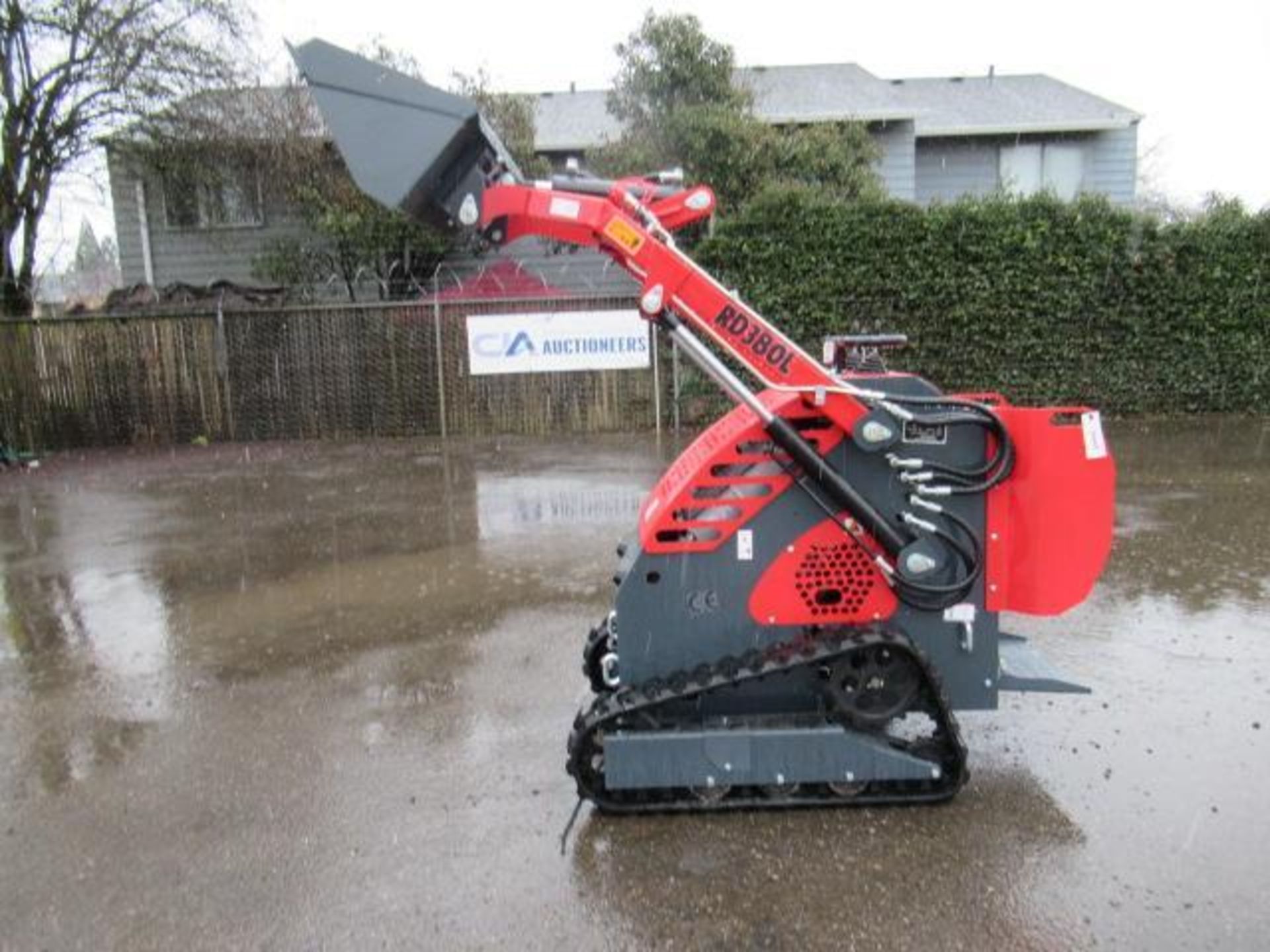 2024 RODA RD380L RIDE ON TRACKED SKID STEER LOADER (UNUSED) - Image 2 of 11