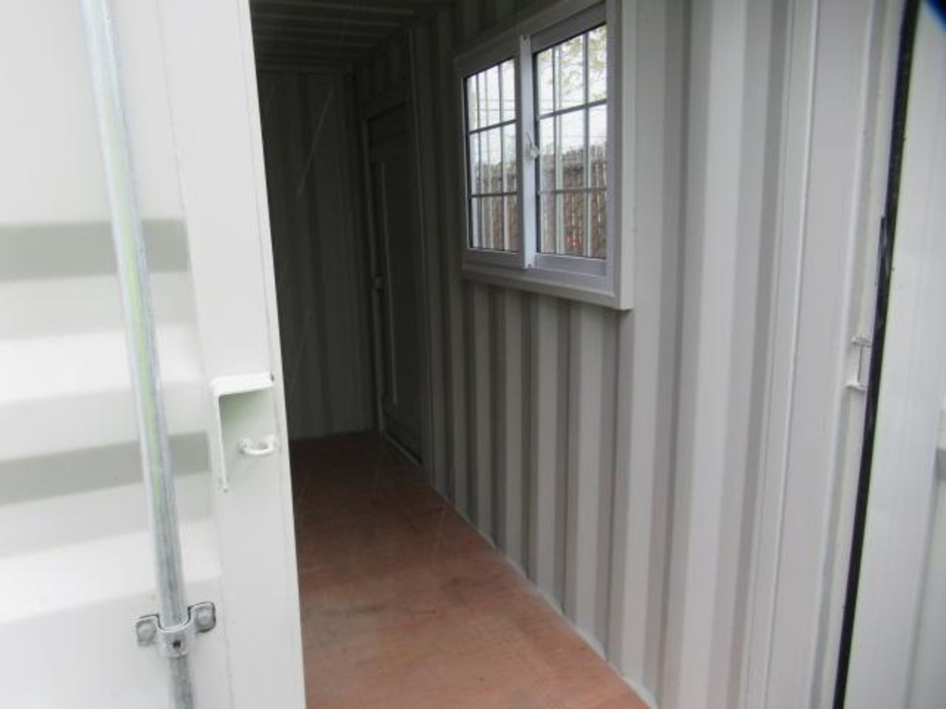 2024 12' X 87'' X 8' STEEL STORAGE CONTAINER W/ WINDOW & SIDE MAN DOOR (UNUSED) - Image 5 of 5