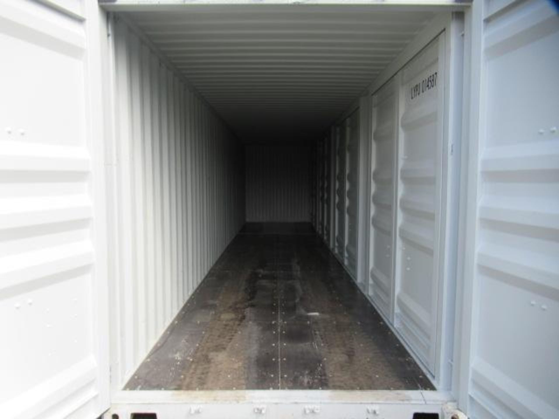 2024 40' HIGH CUBE SHIPPING CONTAINER W/ (4) SIDE DOORS, SER#: LYPU0145873 (UNUSED) - Image 5 of 6