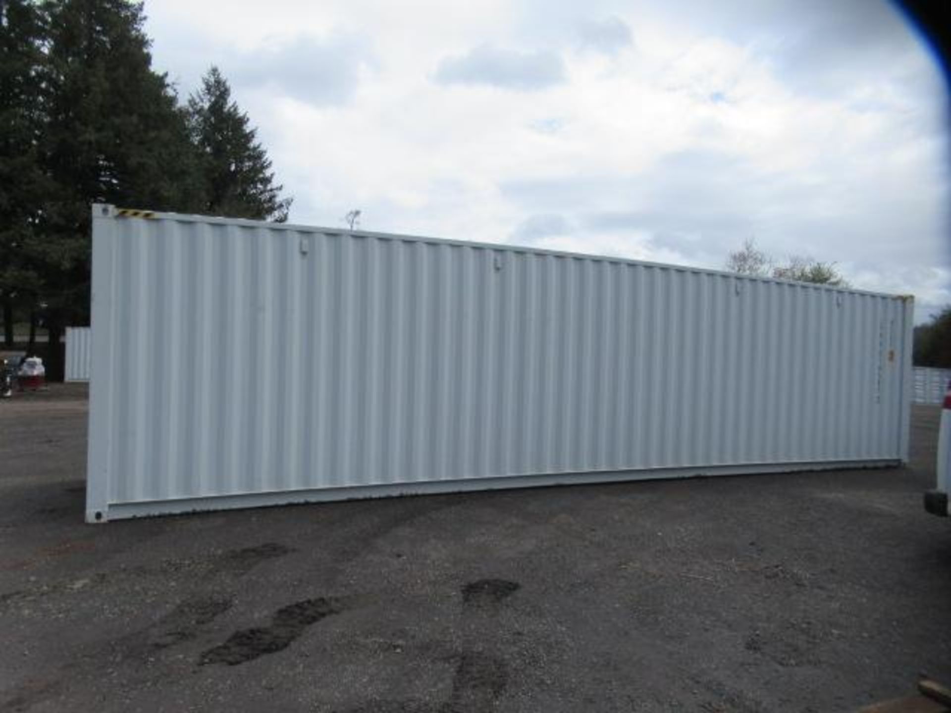 2024 40' HIGH CUBE SHIPPING CONTAINER W/ (4) SIDE DOORS, SER#: LYPU0145852 (UNUSED) - Image 3 of 6