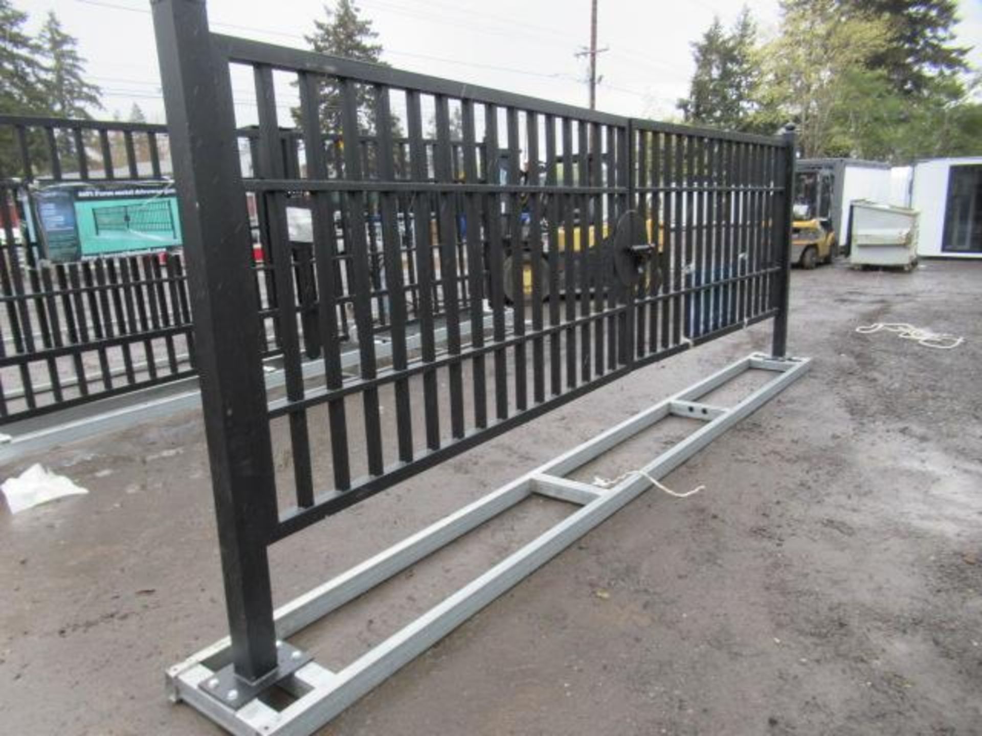 2024 STEELMAN 20' FARM METAL DRIVEWAY GATE (UNUSED) - Bild 3 aus 4