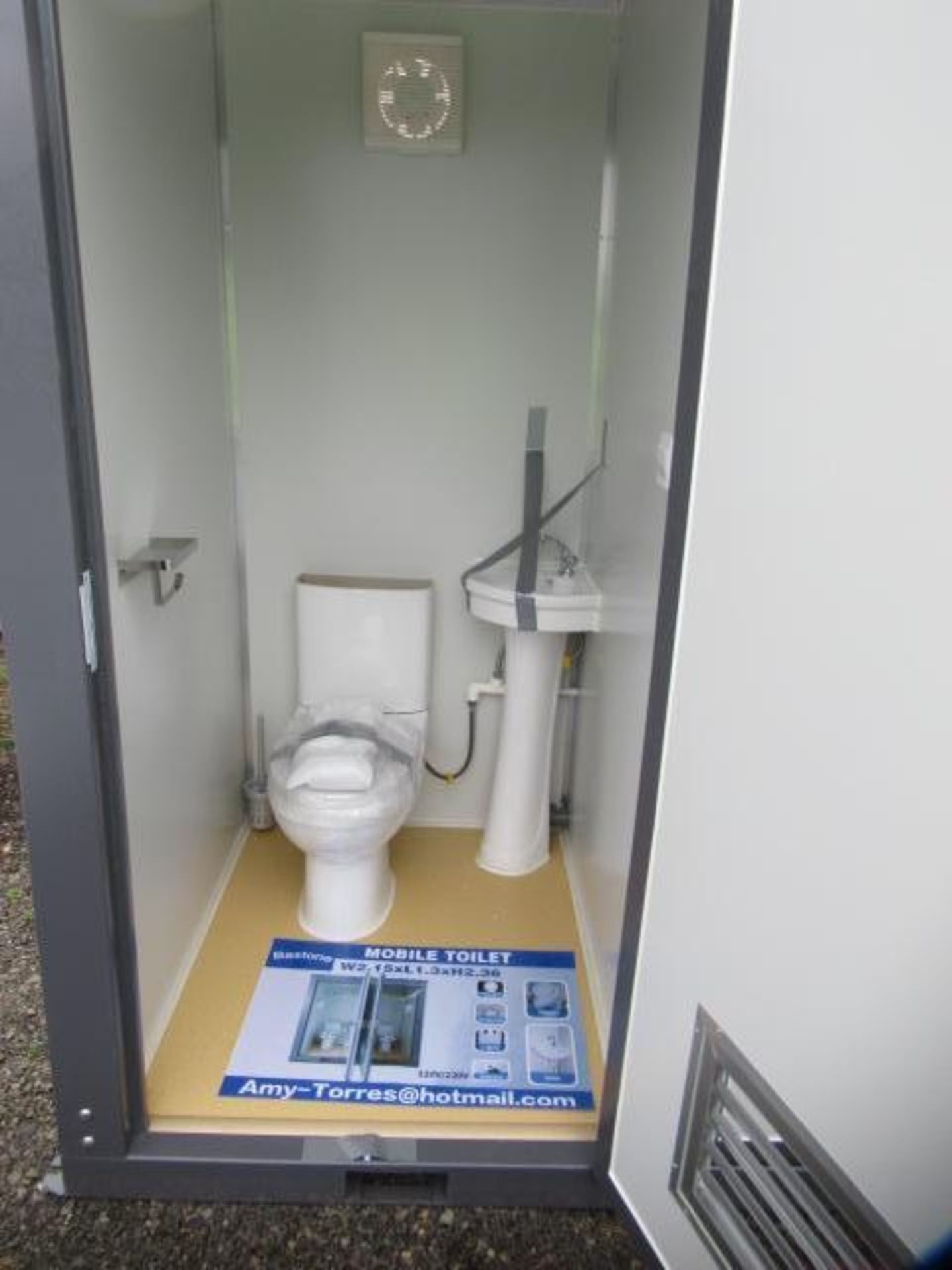 81'' X 50'' X 90'' 110V/220V PORTABLE RESTROOM W/ (2) SEPARATE STALLS, SINKS & LIGHTS, LOCKING - Image 6 of 6