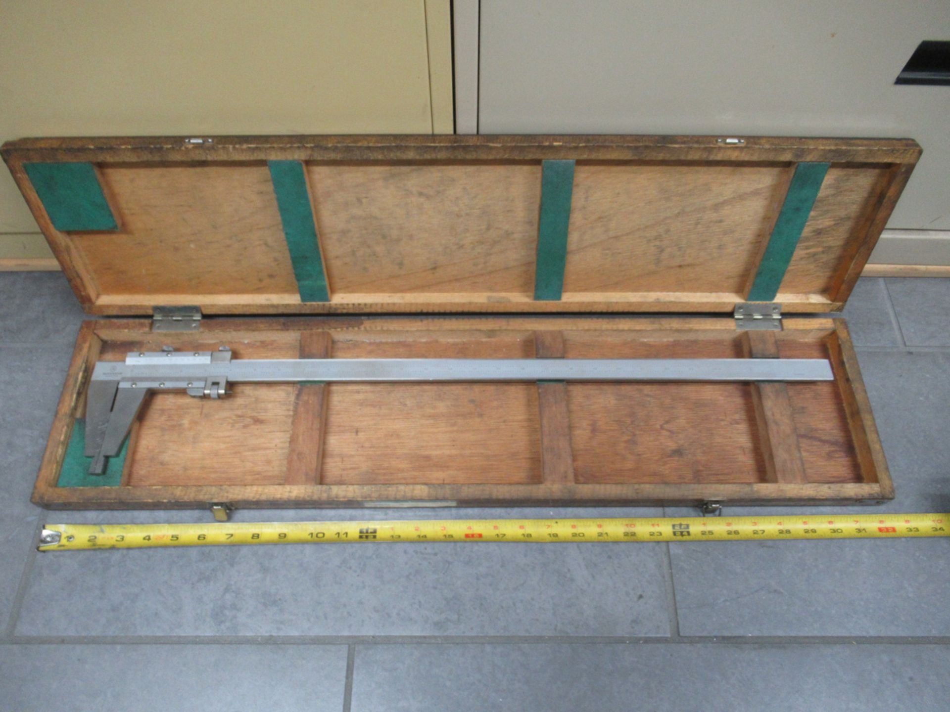 MITUTOYO 24" VERNIER