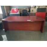 BUREAU EN MELAMINE 83" X 36" X 30"