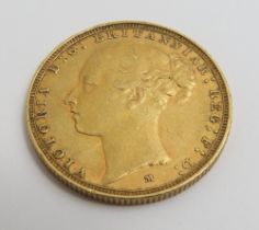 A Queen Victoria 1886 full sovereign, 7.9g gross,