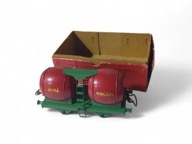 HORNBY O Gauge – Wine Waggon, Double Barrel in ori