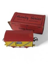 HORNBY O Gauge – RS690 Fyffes Bananas wagon, with