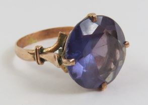 A colour change synthetic sapphire cocktail ring,