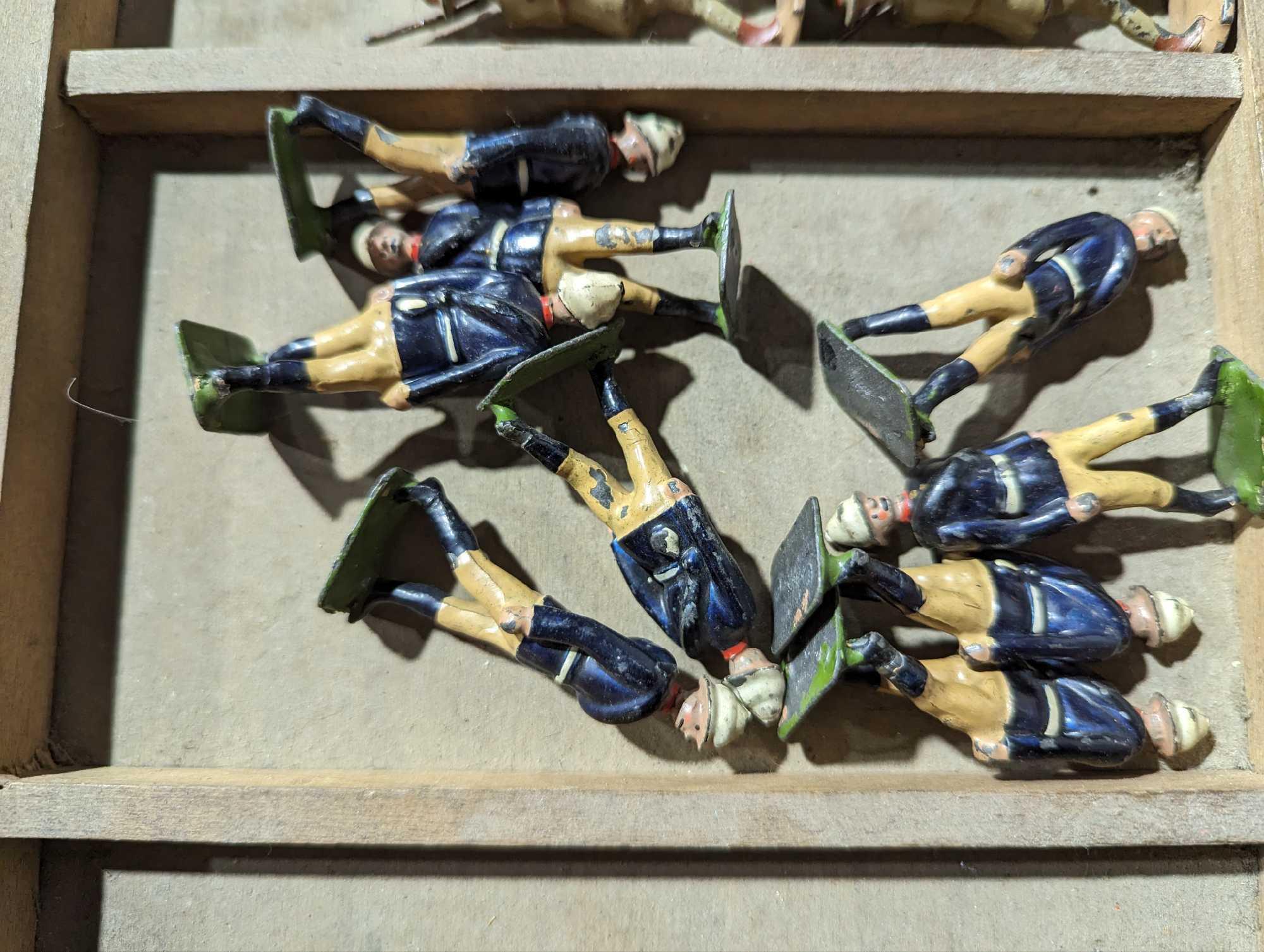 BRITAINS – a group of early painted lead soldiers - Image 10 of 10