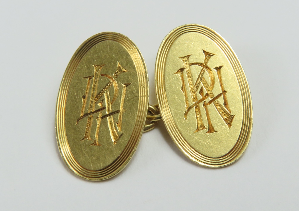 A pair of 18ct gold oval panel cufflinks, each pan - Image 5 of 5