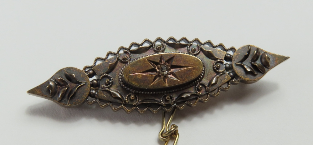 A 9ct gold Mizpah brooch set with a single simulat - Image 4 of 8