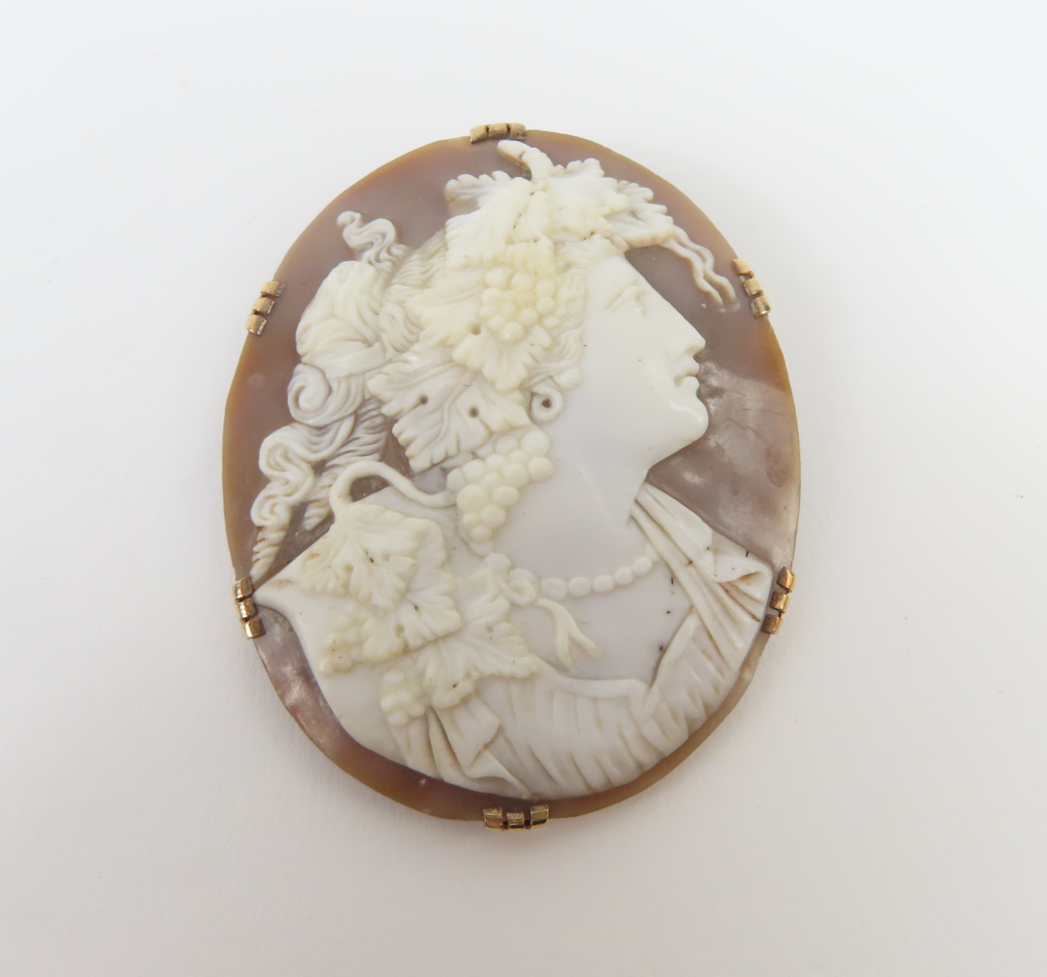 A loose orange shell cameo of Hermes, 3.8cm x 3cm; - Image 2 of 8