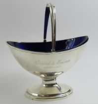 A silver sugar basket, by Robert Pringle & Sons, C
