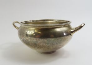 A Victorian silver sugar bowl, by Mappin & Webb, L