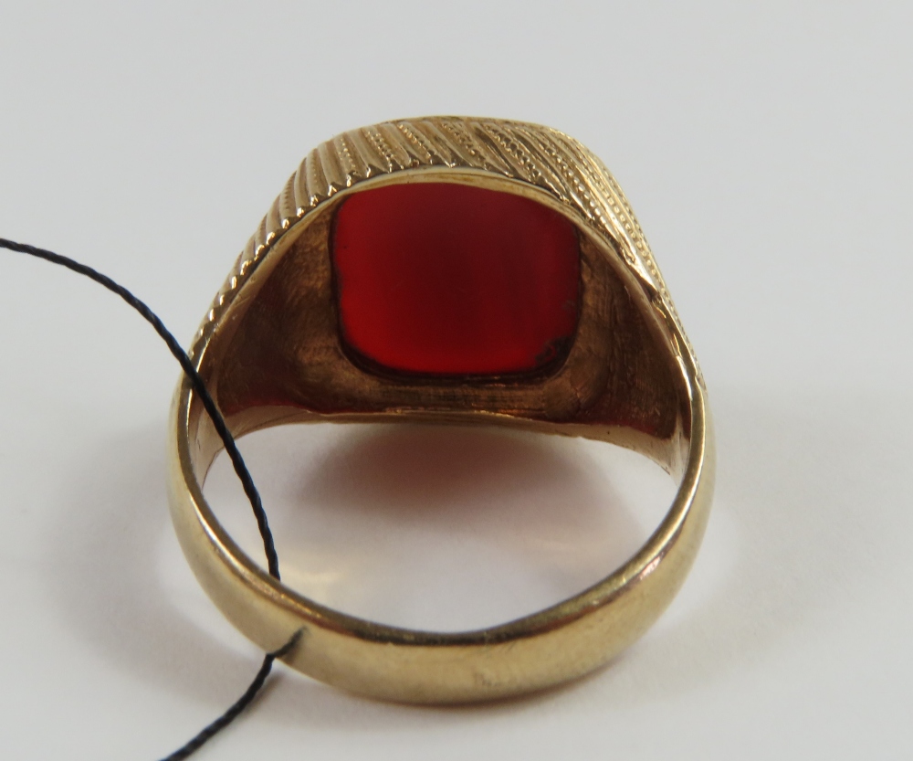 A 9ct gold carnelian set signet ring, the rectangu - Image 2 of 5