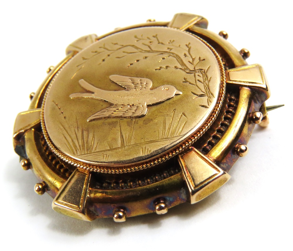 A Victorian aesthetic movement photo brooch, depic - Image 2 of 3