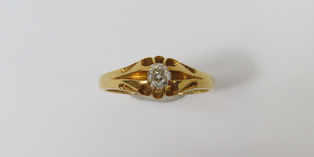 An early 20th century 18ct gold gypsy ring, set wi - Image 10 of 10