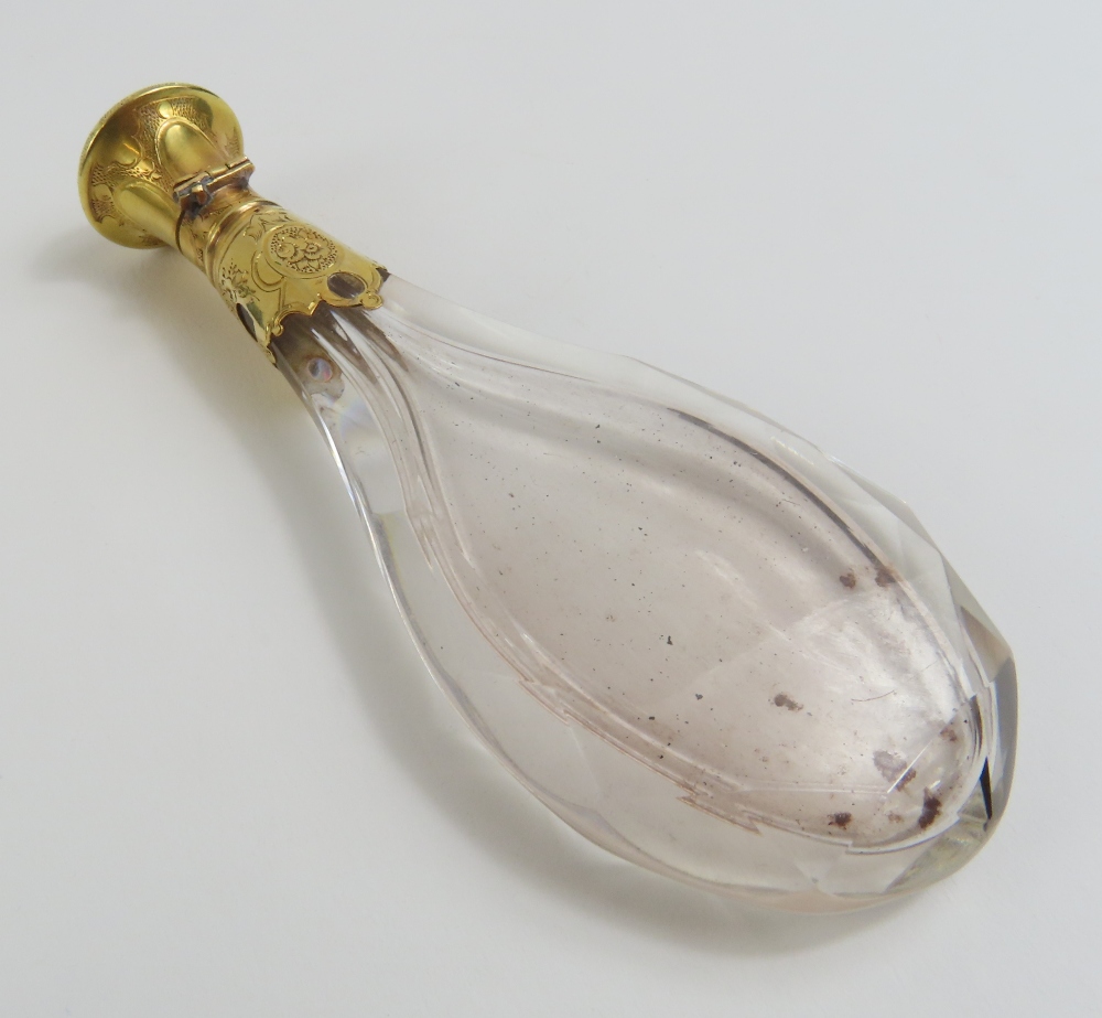 A 19th century French scent bottle, with a gold to - Image 3 of 5