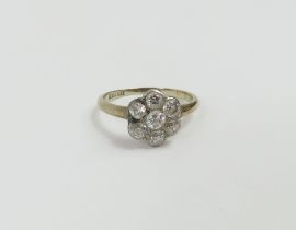 An Edwardian old cut diamond daisy cluster ring, t