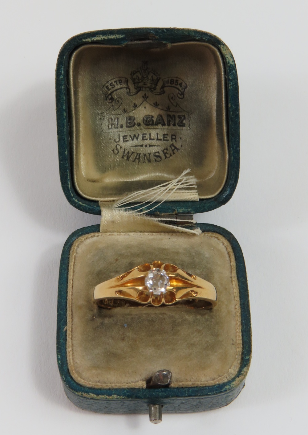 An early 20th century 18ct gold gypsy ring, set wi - Image 7 of 10