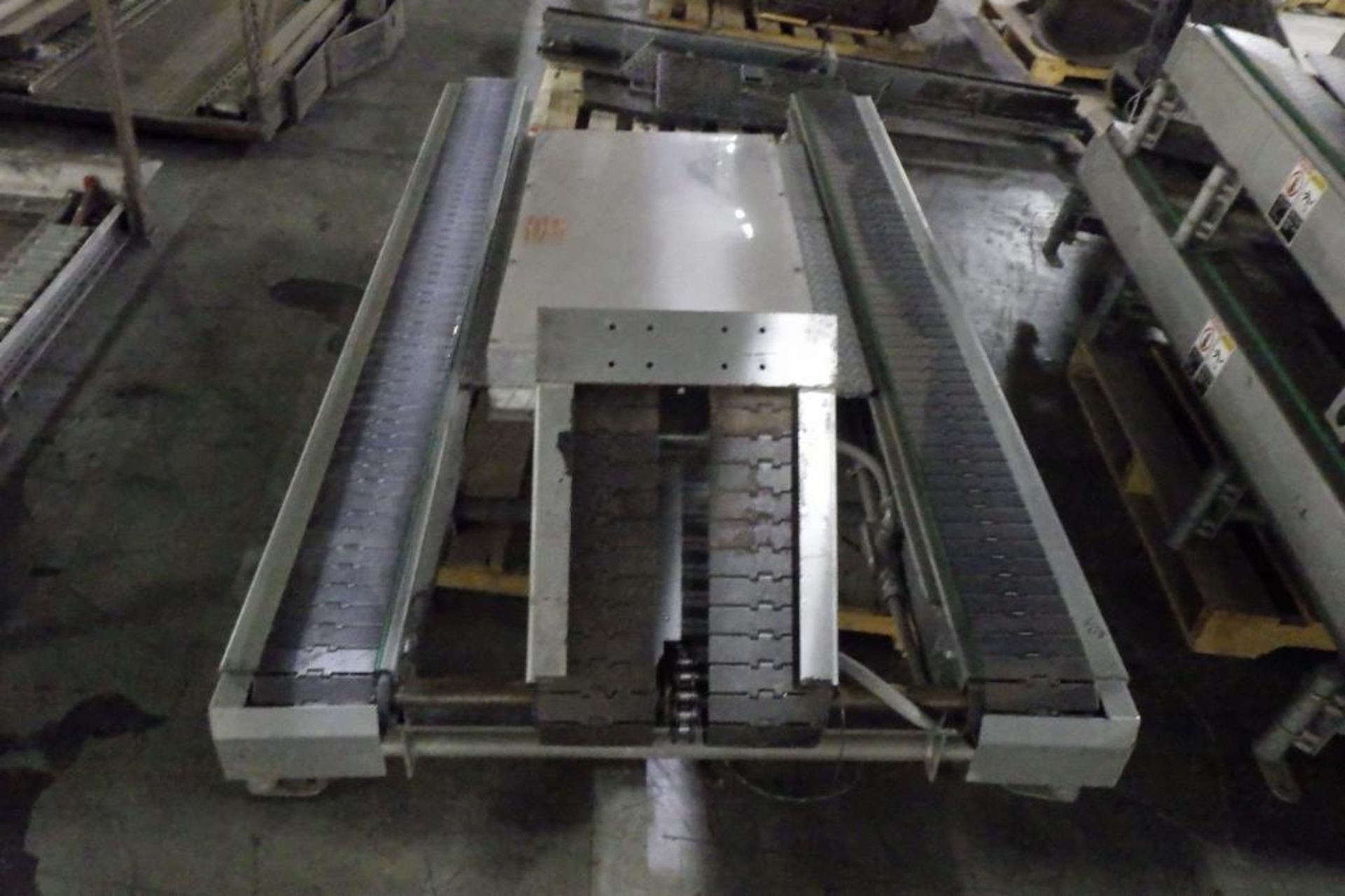 Pallet conveyor - Image 2 of 4