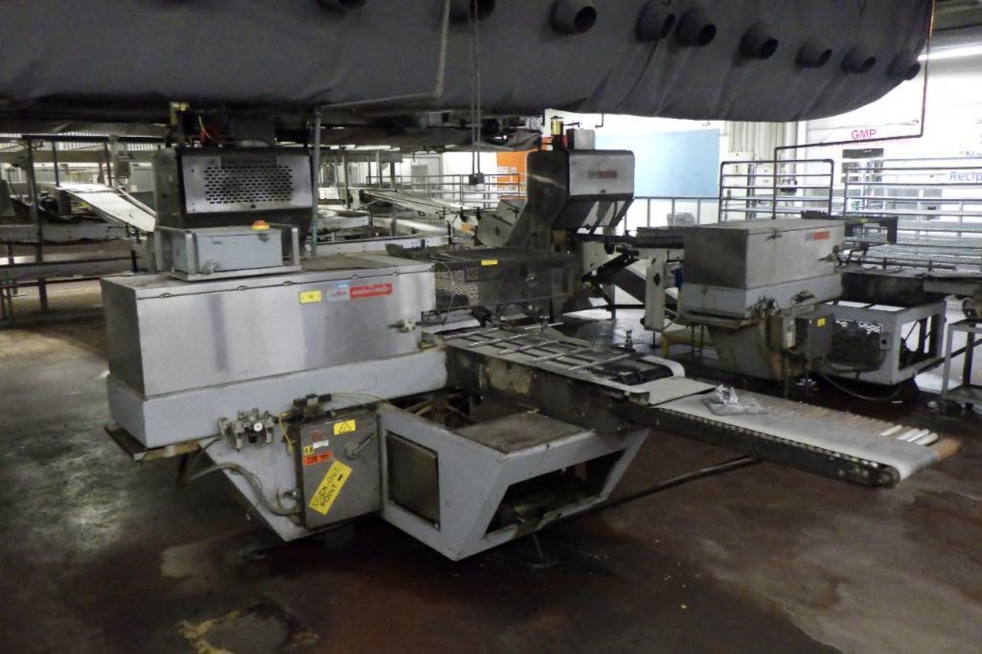 AMF 75 slice master and bagger line - Image 2 of 26