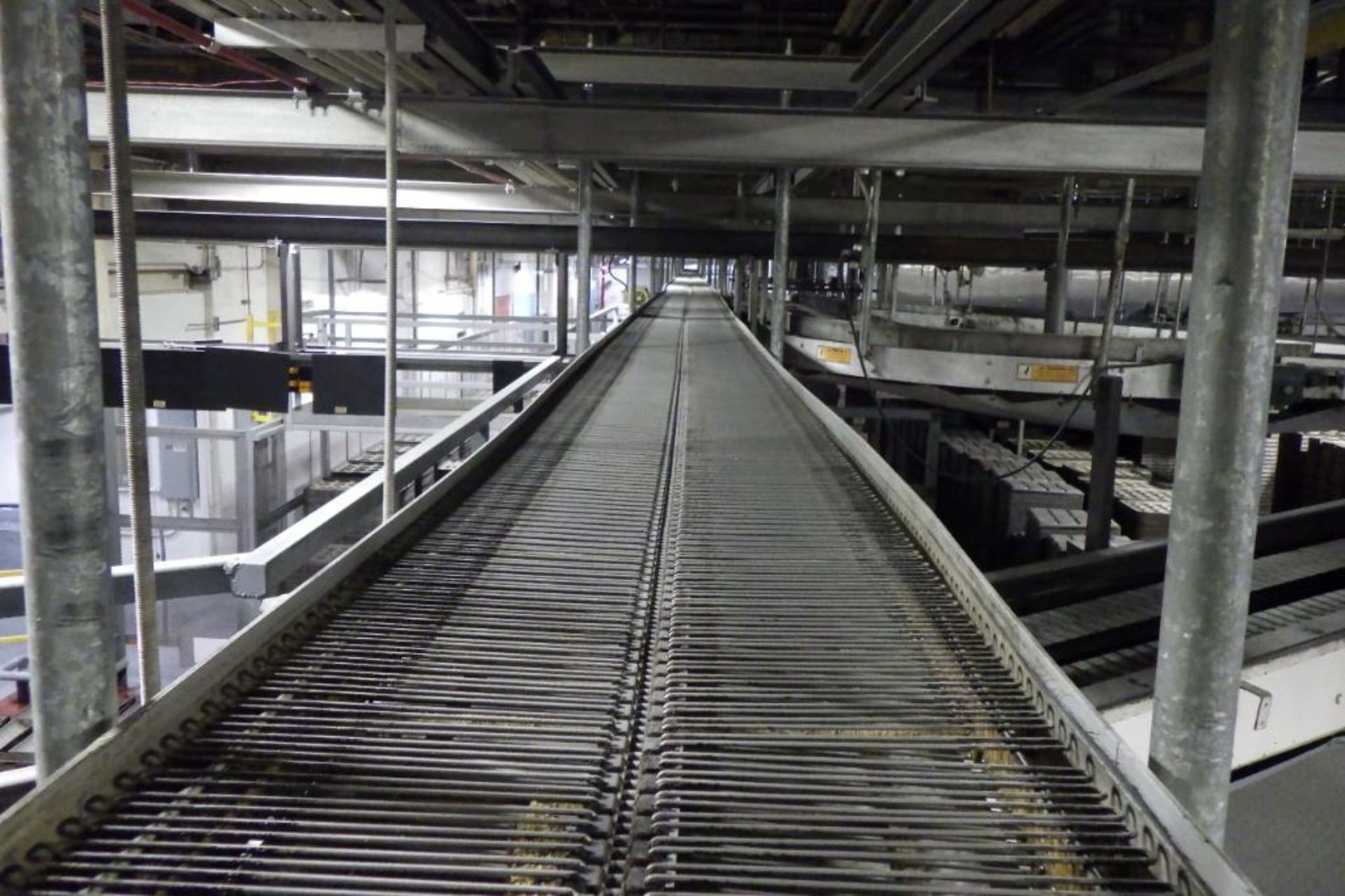 Stewart Systems product conveyor - Image 12 of 31