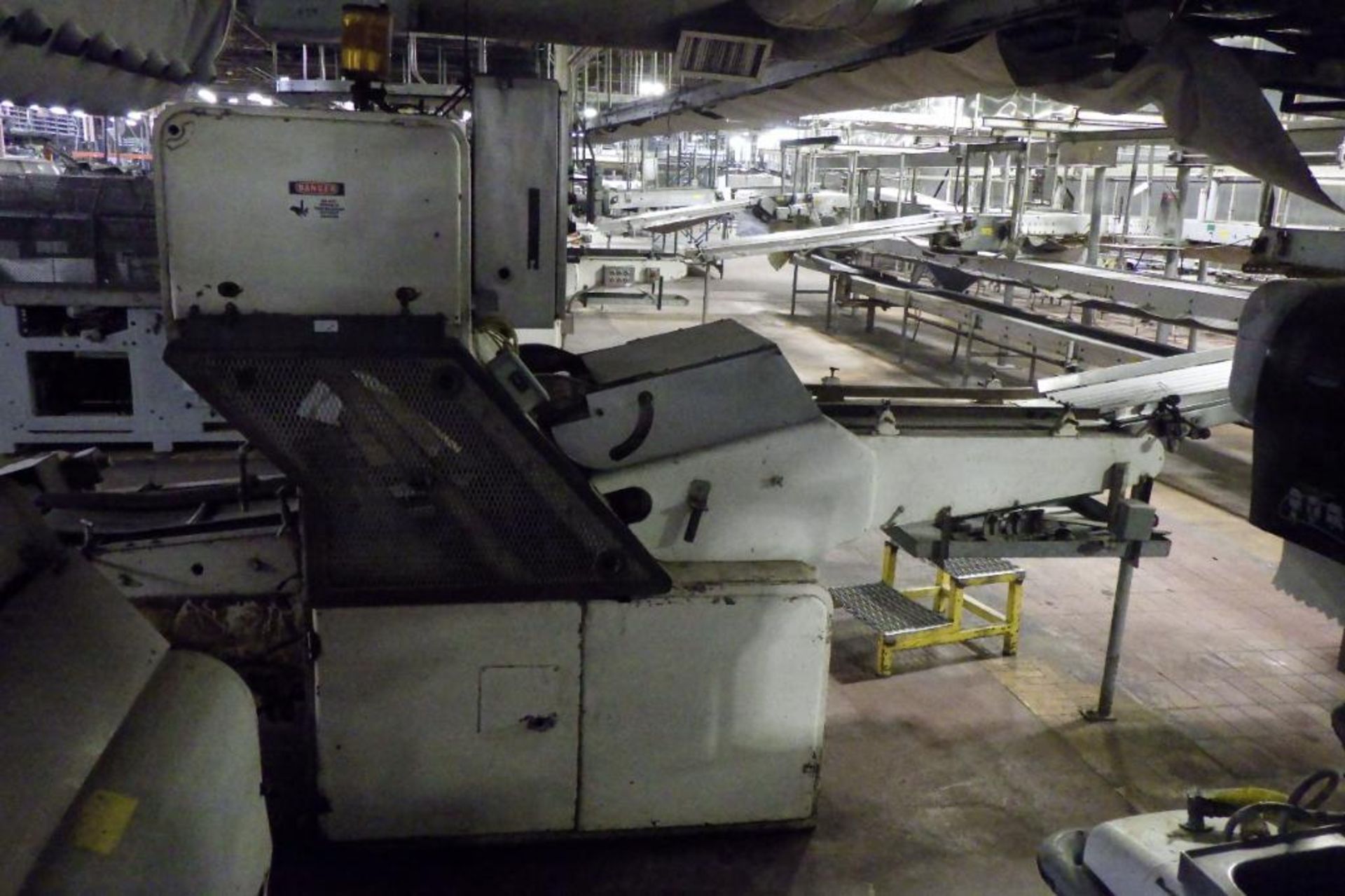 Bread load slicing and packing line - Image 9 of 36